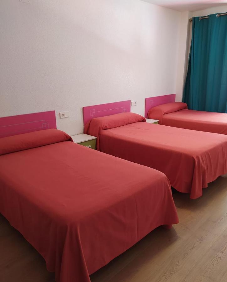 Hostal Rosa Ла-Віла-Джойоза Екстер'єр фото