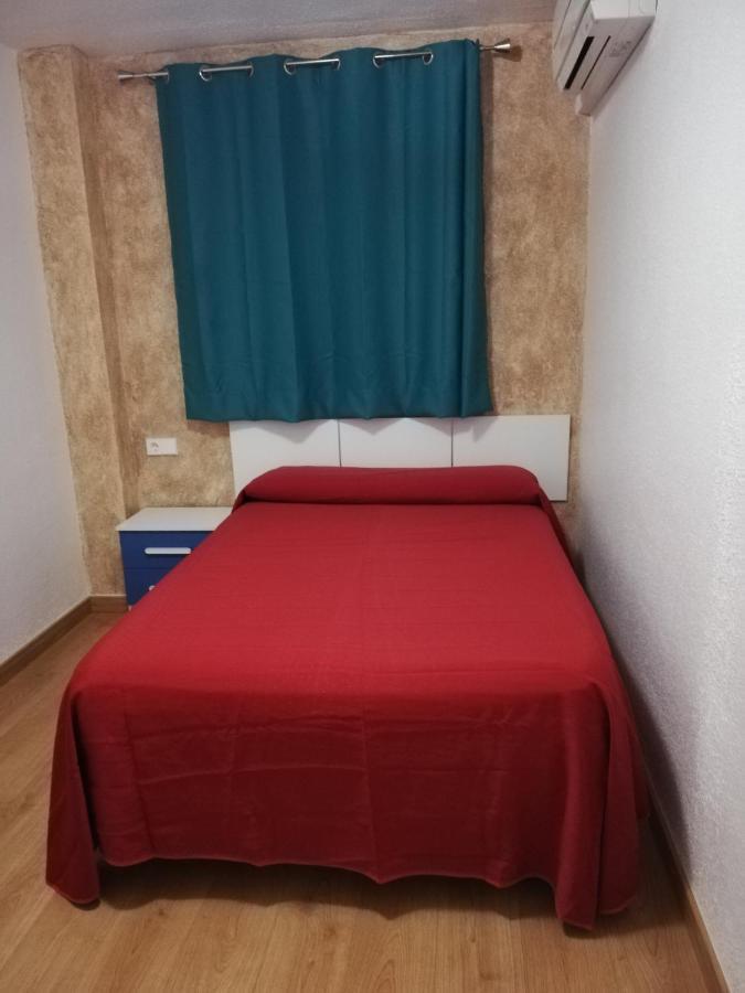Hostal Rosa Ла-Віла-Джойоза Екстер'єр фото